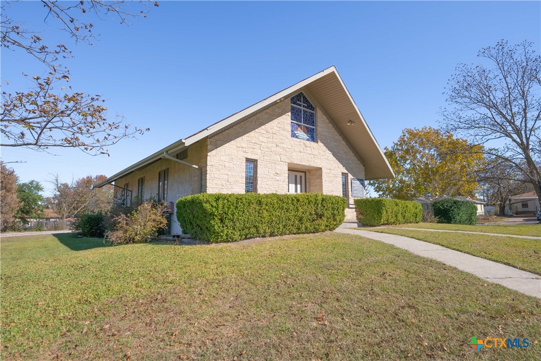main property photo 2