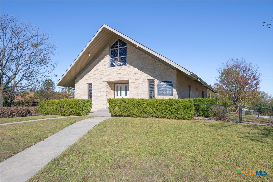 main property photo 3