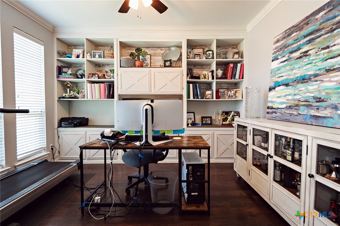 main property photo 13