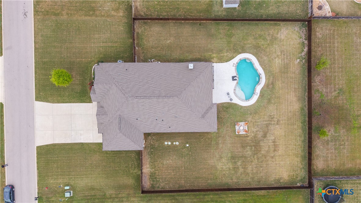 main property photo 34