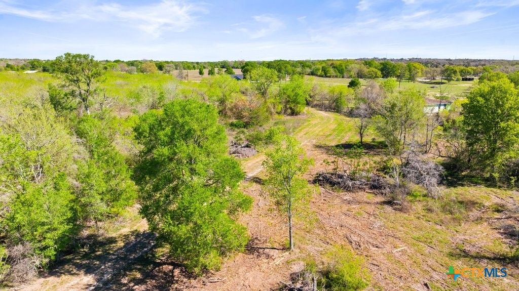 main property photo 10