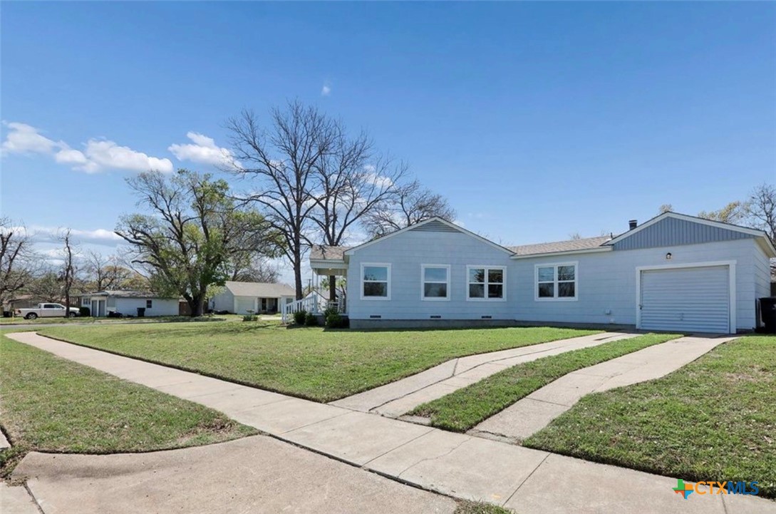 main property photo 26