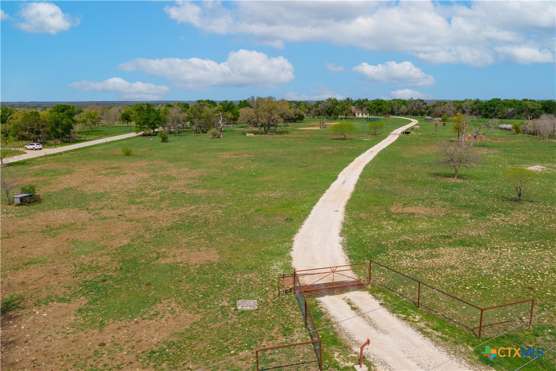 main property photo 40