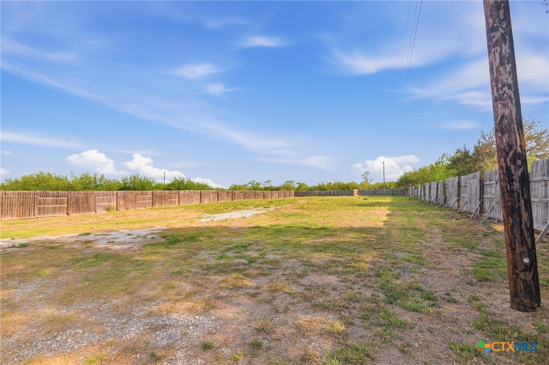 main property photo 18