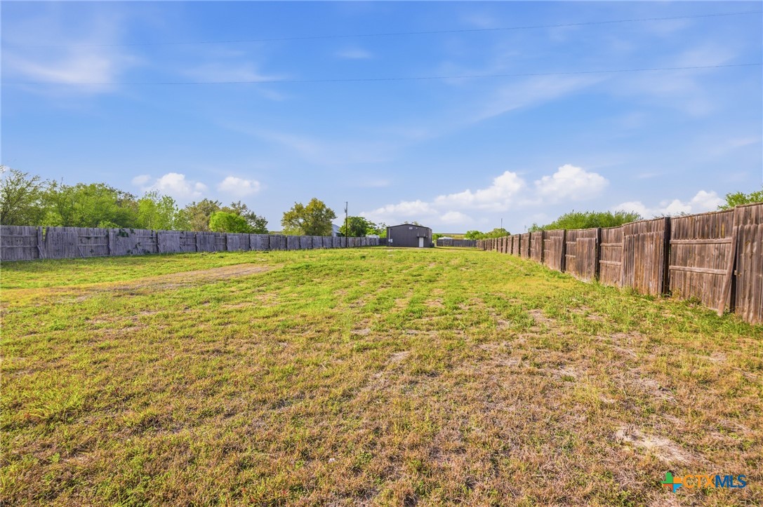 main property photo 19