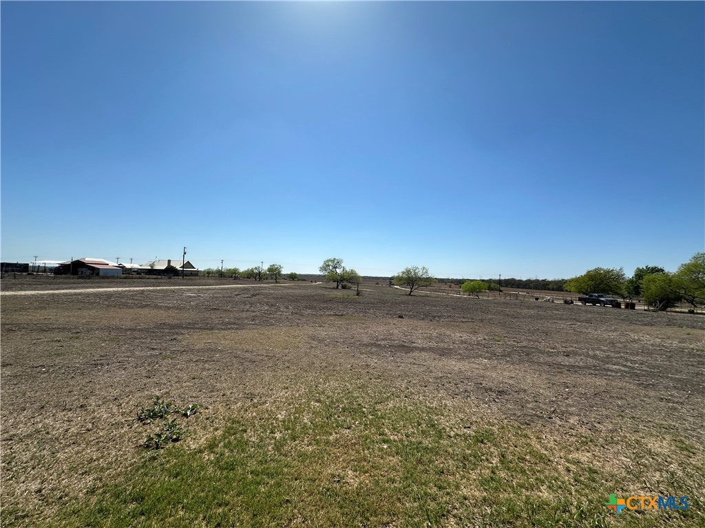 main property photo 11