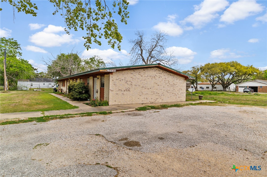 property viewer photo 1