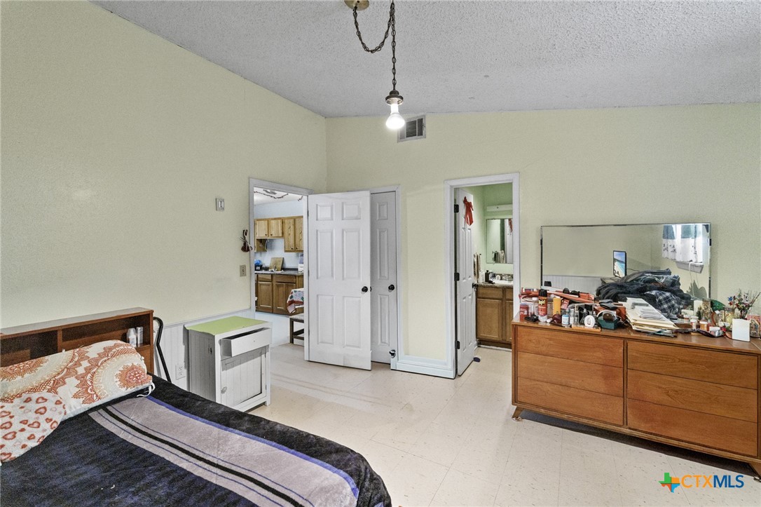 property viewer photo 10