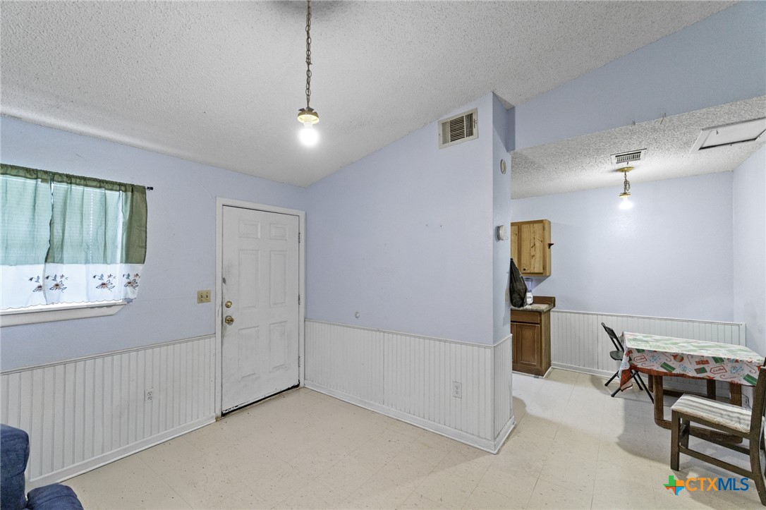 property viewer photo 6
