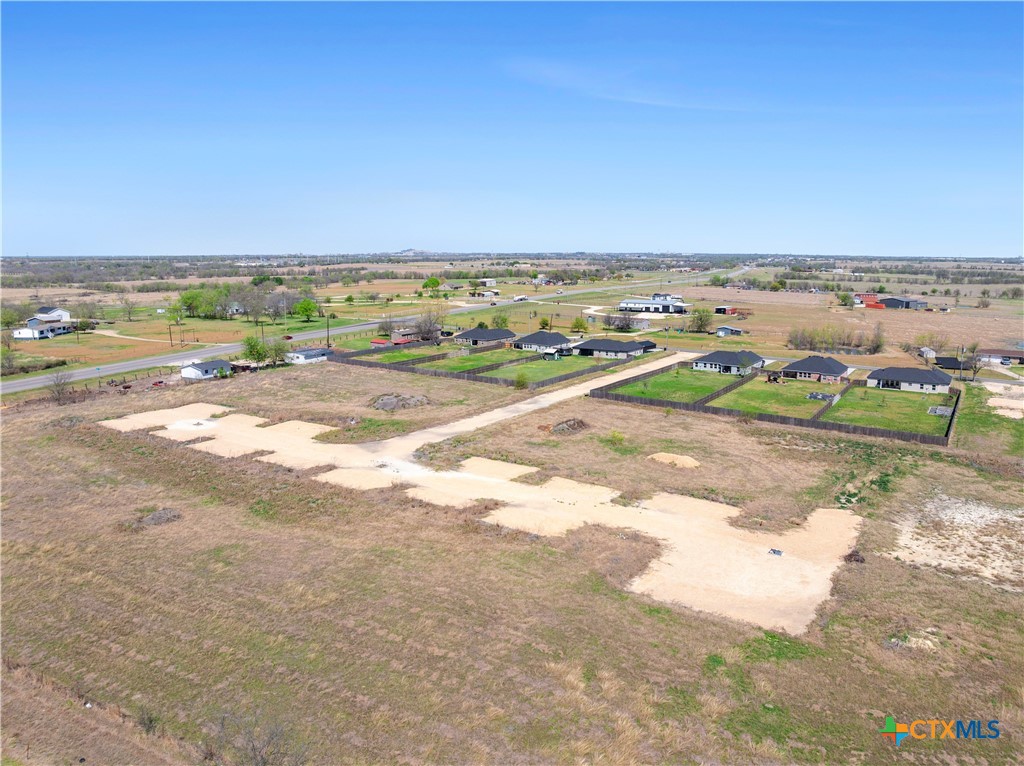 main property photo 10