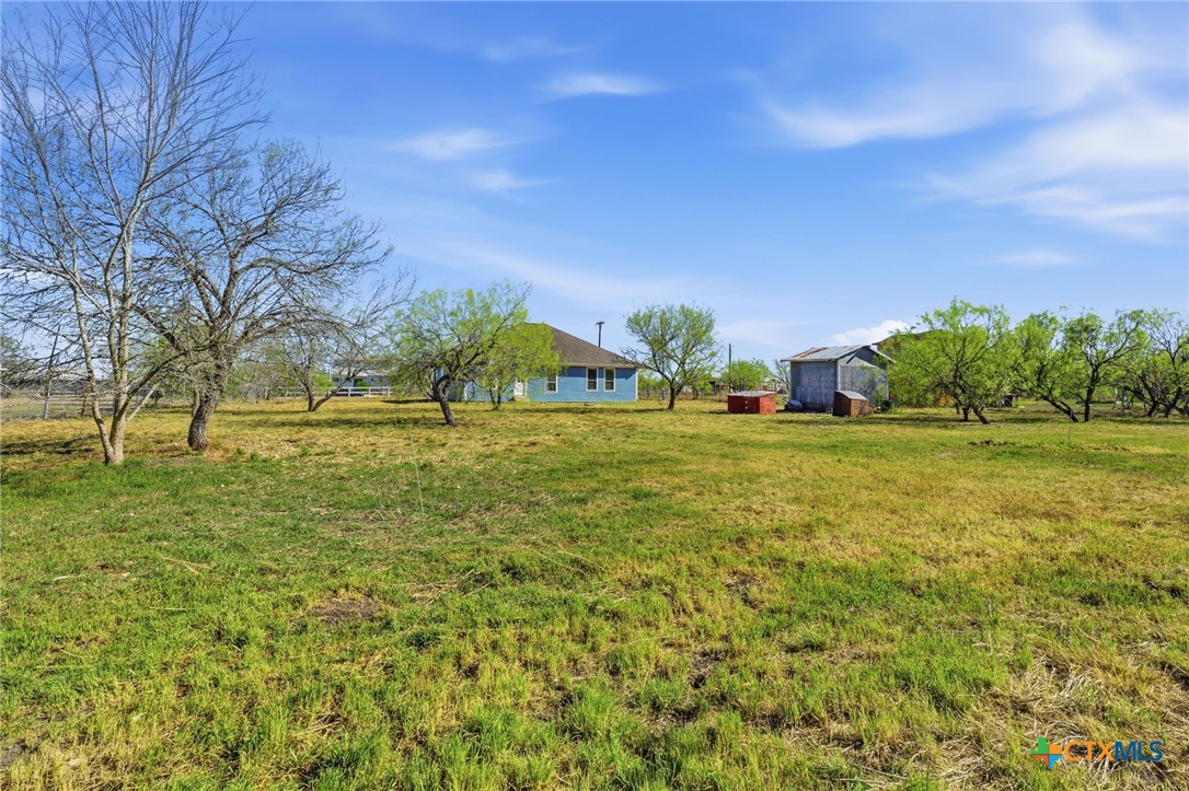 main property photo 28