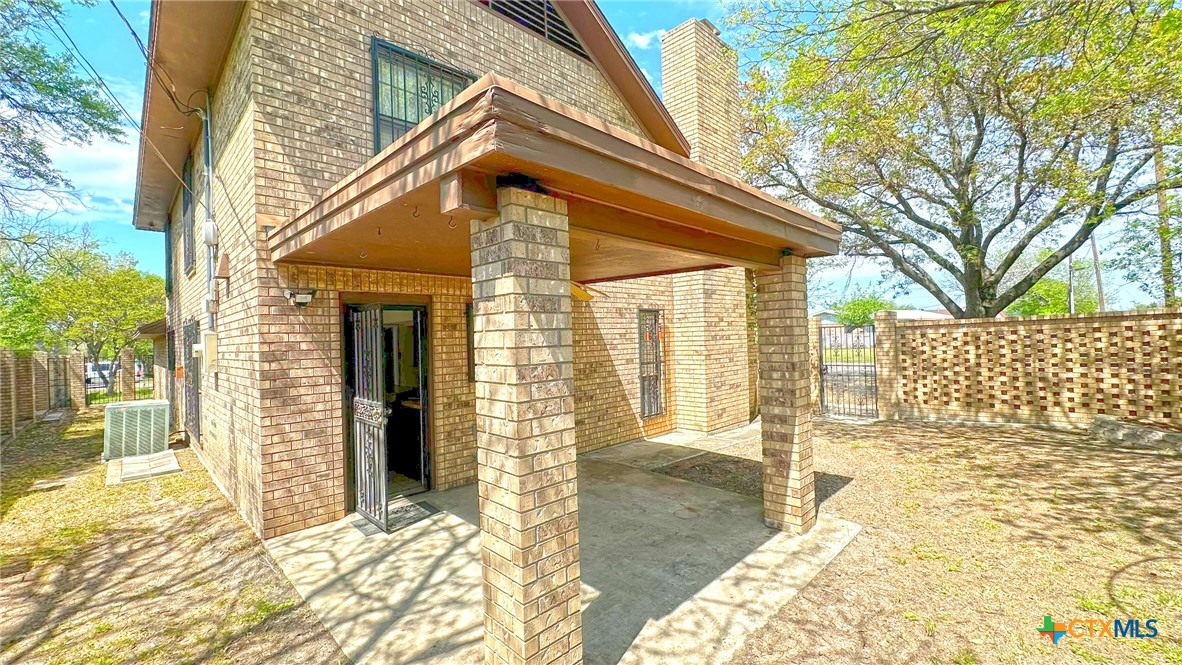 main property photo 38