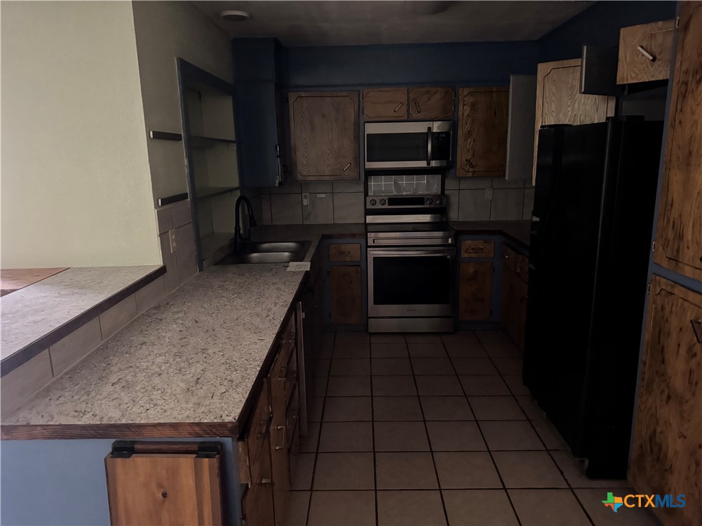 main property photo 4