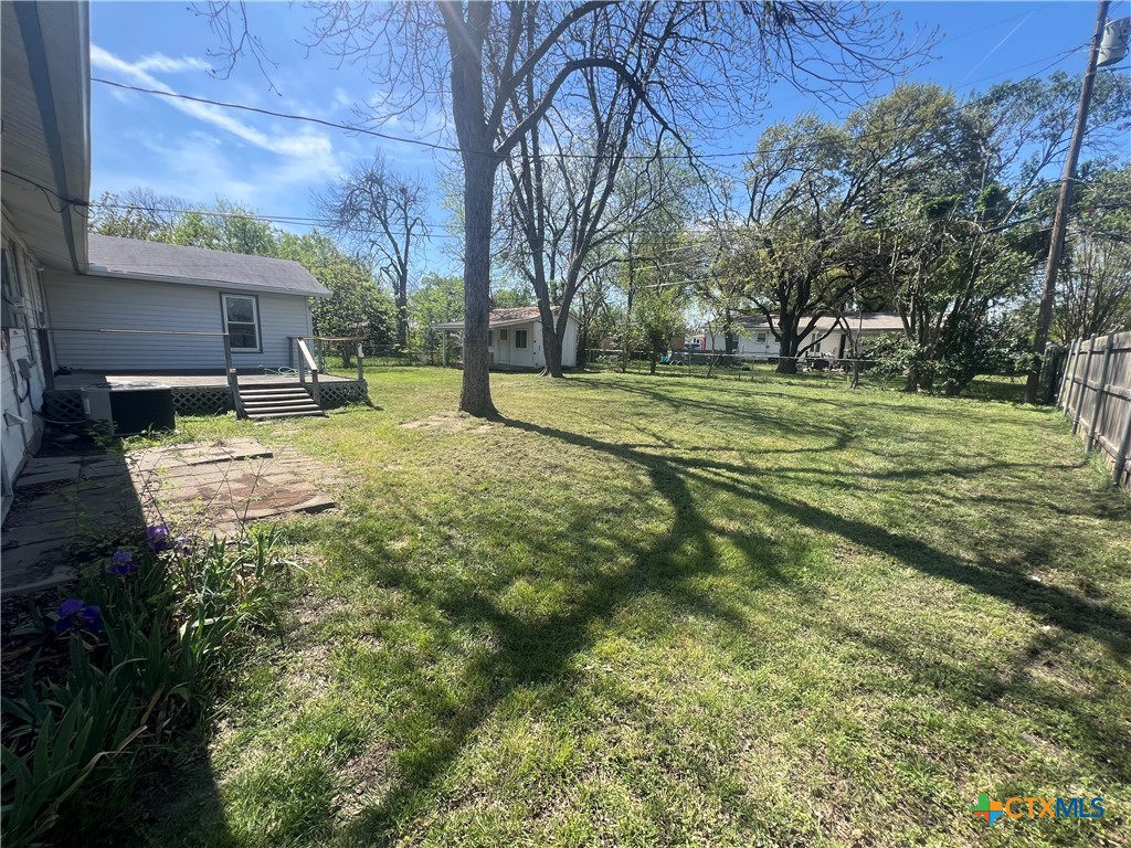 main property photo 9
