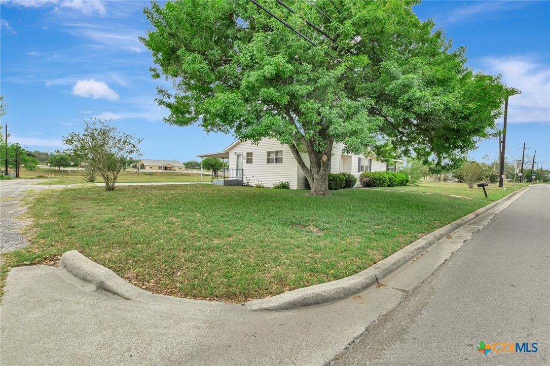 main property photo 30