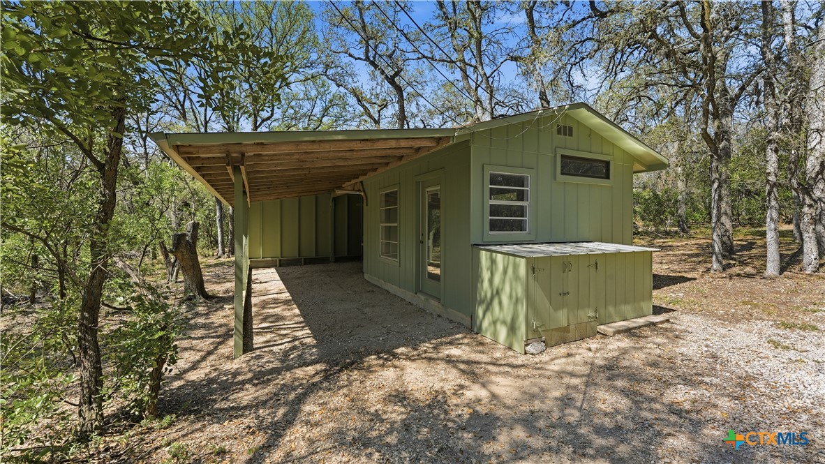 main property photo 27