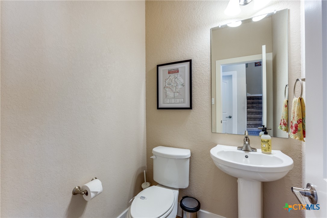 main property photo 16