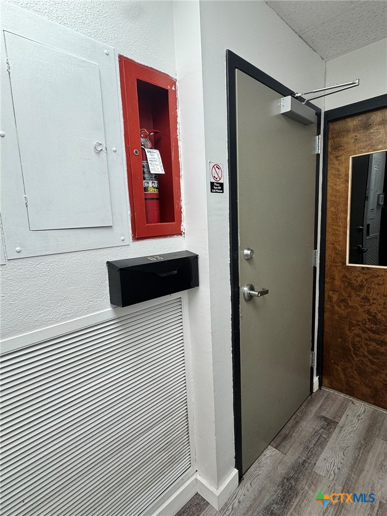 main property photo 14