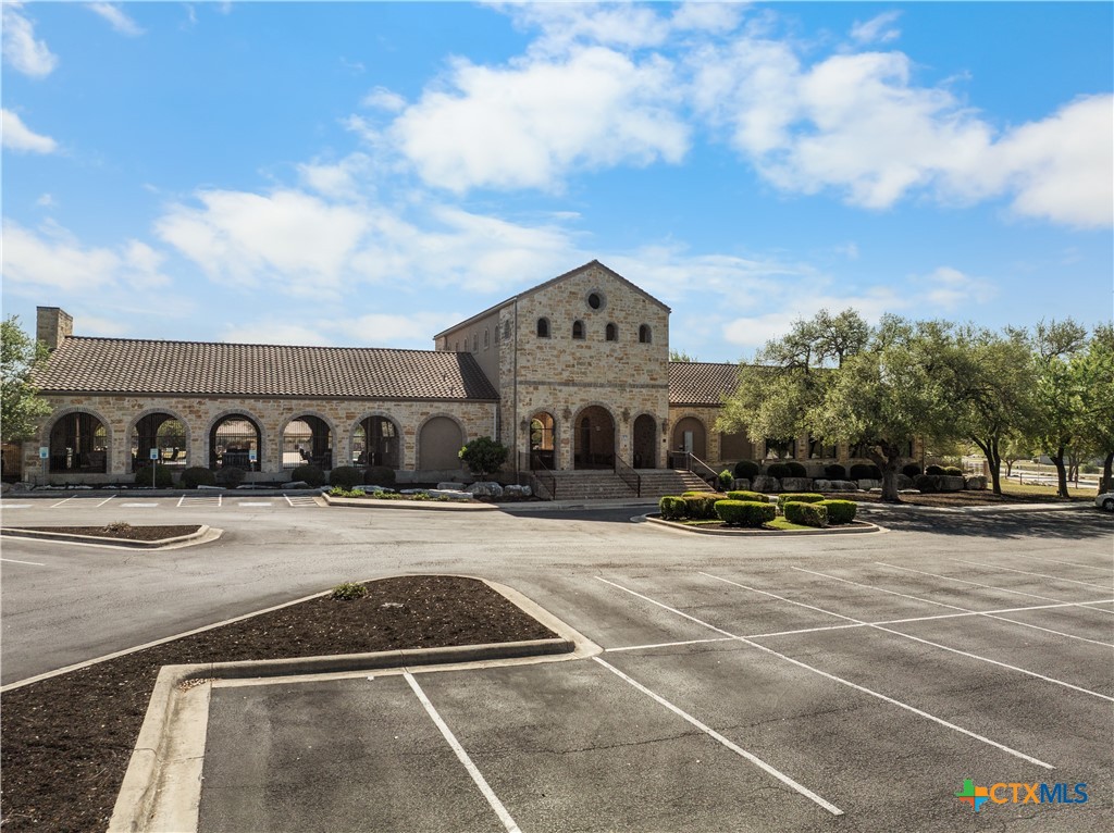 main property photo 11