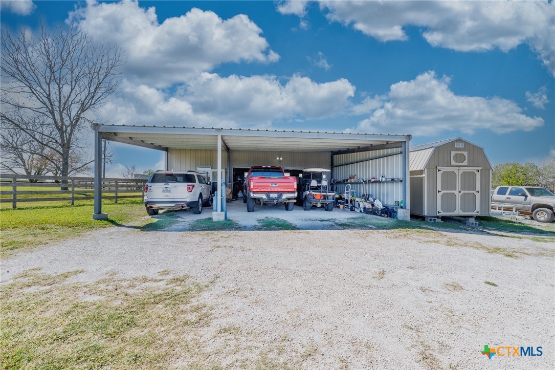main property photo 28