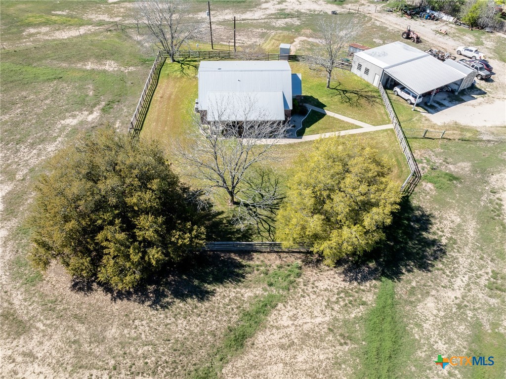 main property photo 30