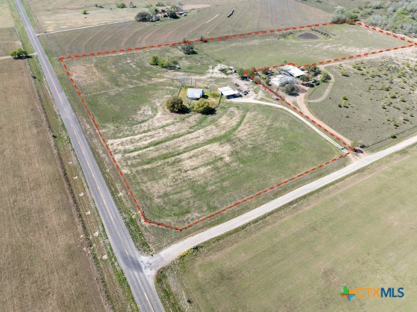 main property photo 4