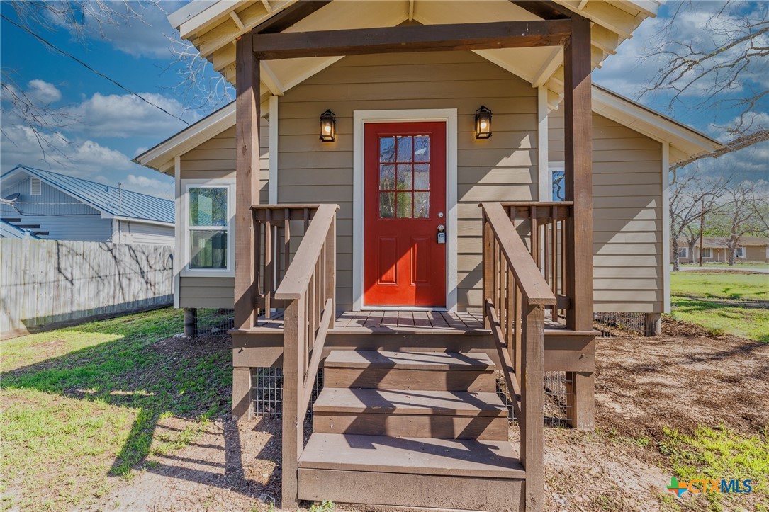 main property photo 17