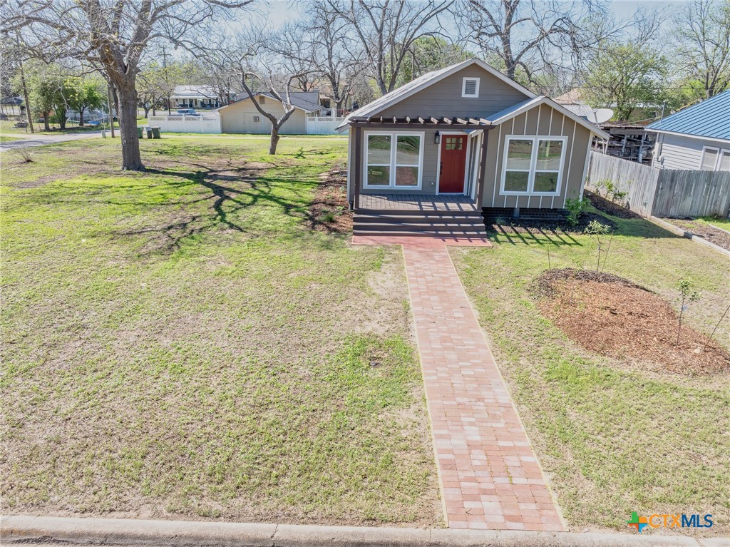 main property photo 22