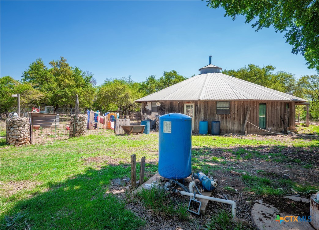 main property photo 22