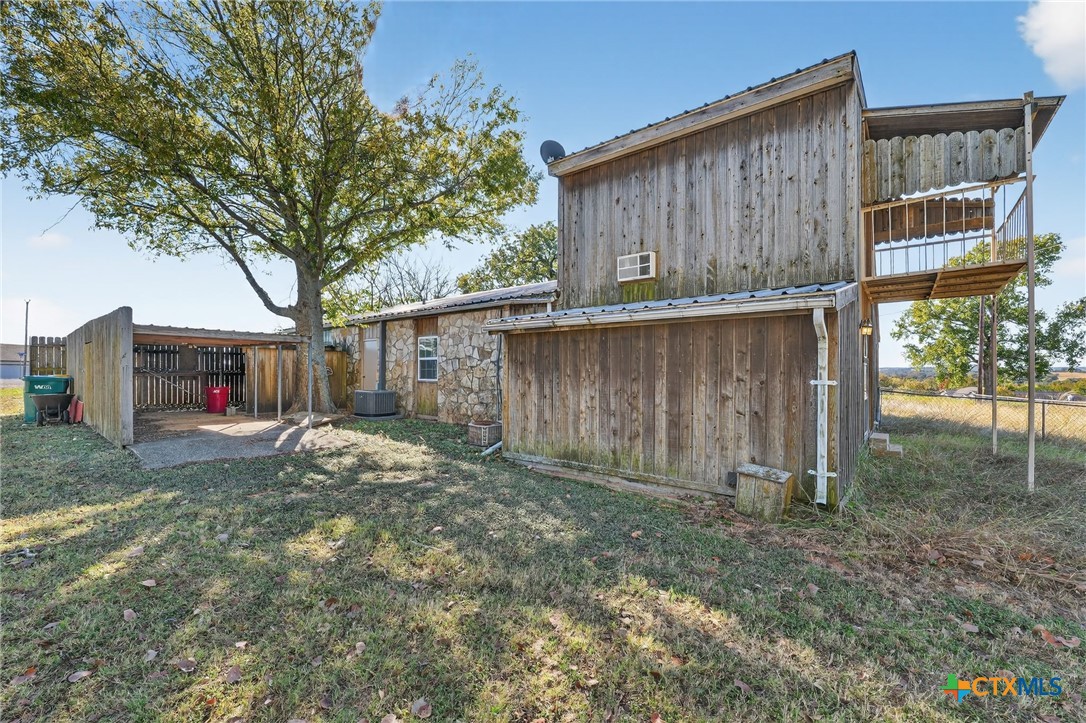 main property photo 27