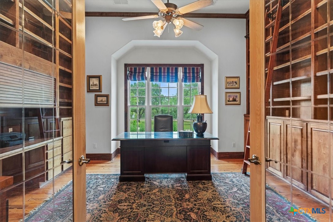 main property photo 16