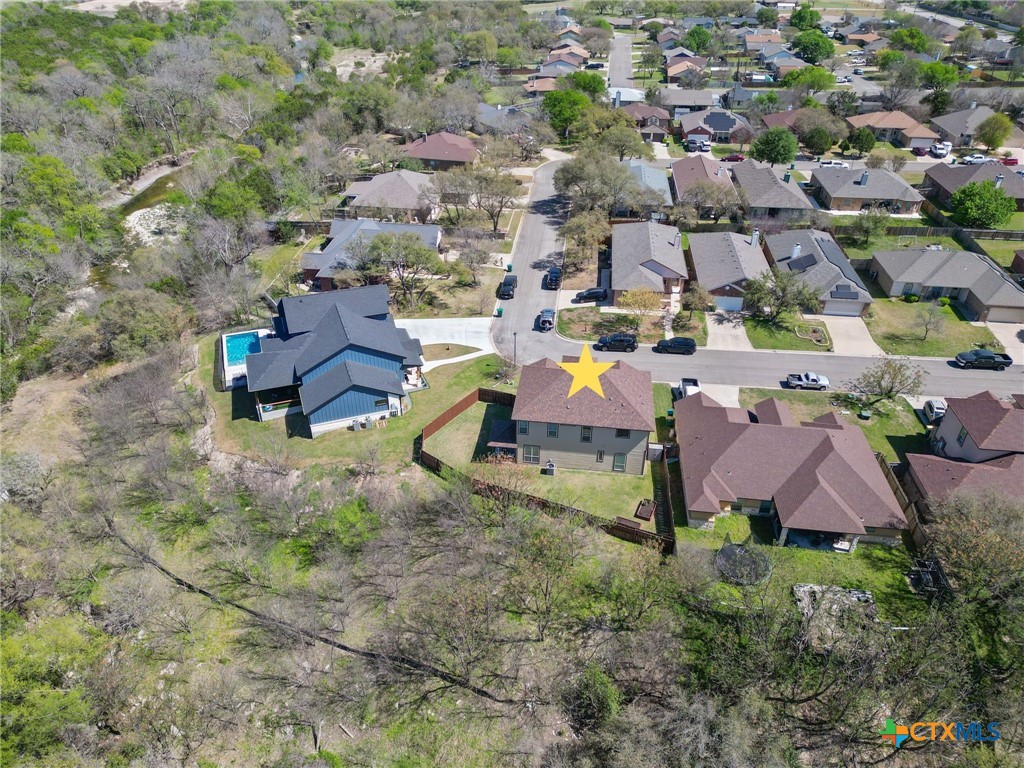 main property photo 41