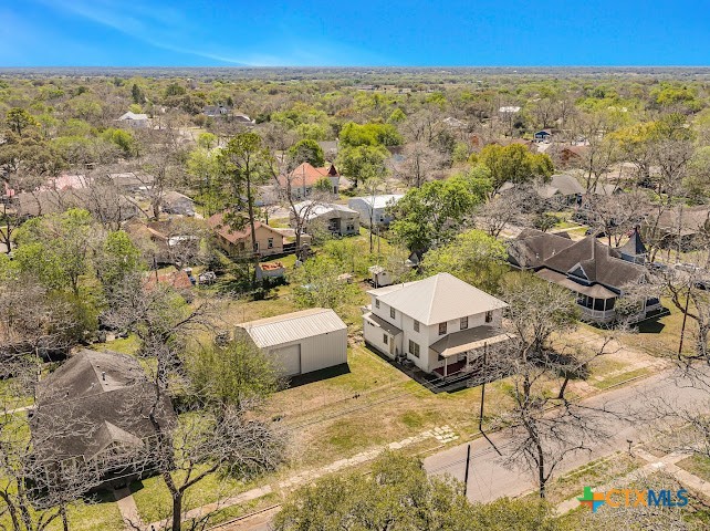 main property photo 31