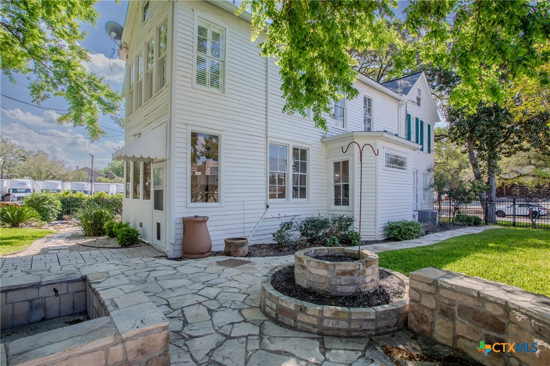 main property photo 33