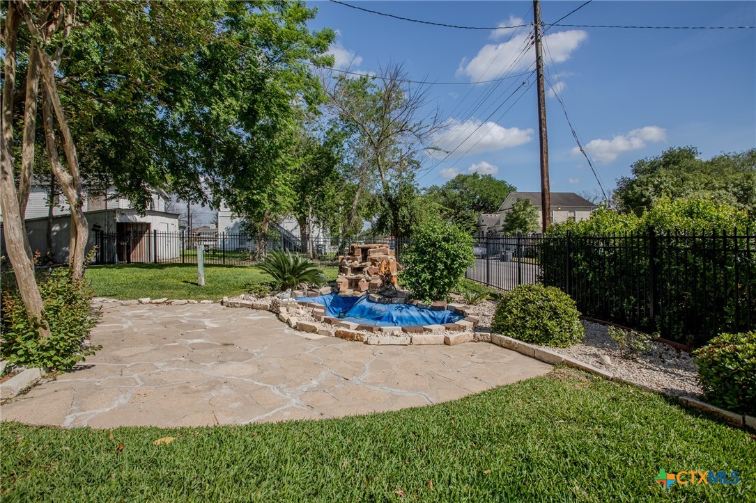 main property photo 34