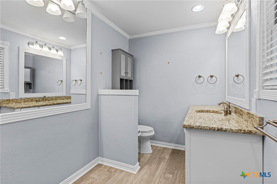 main property photo 19