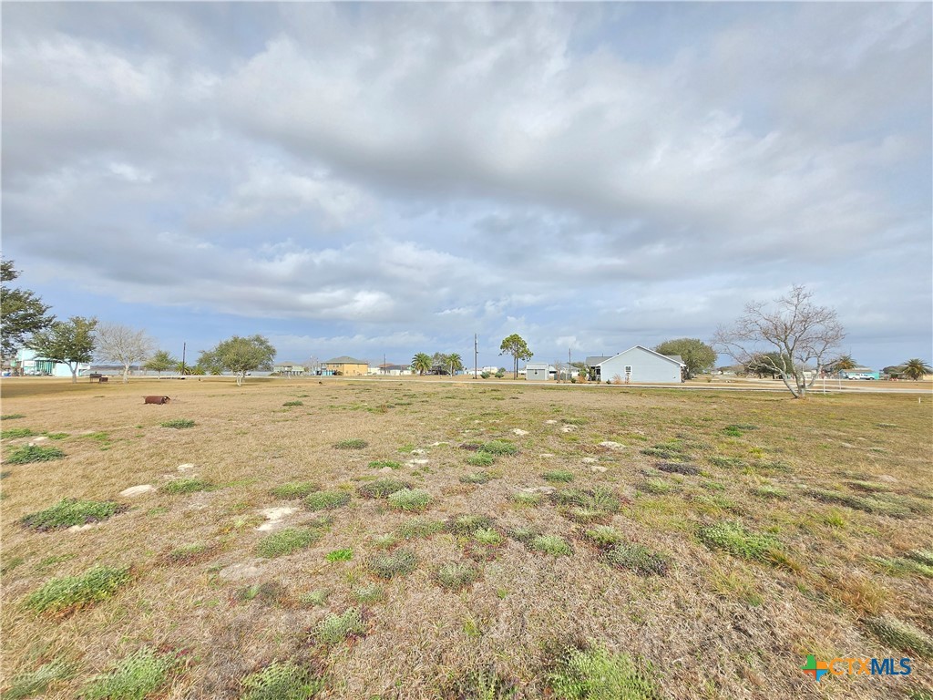 main property photo 11