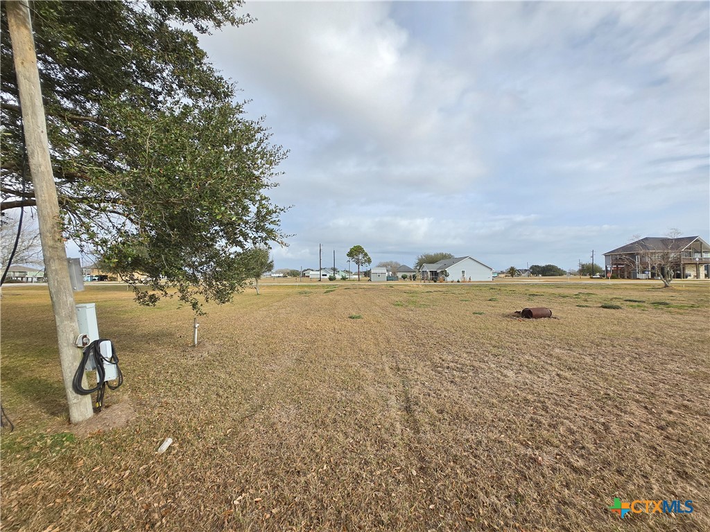 main property photo 8