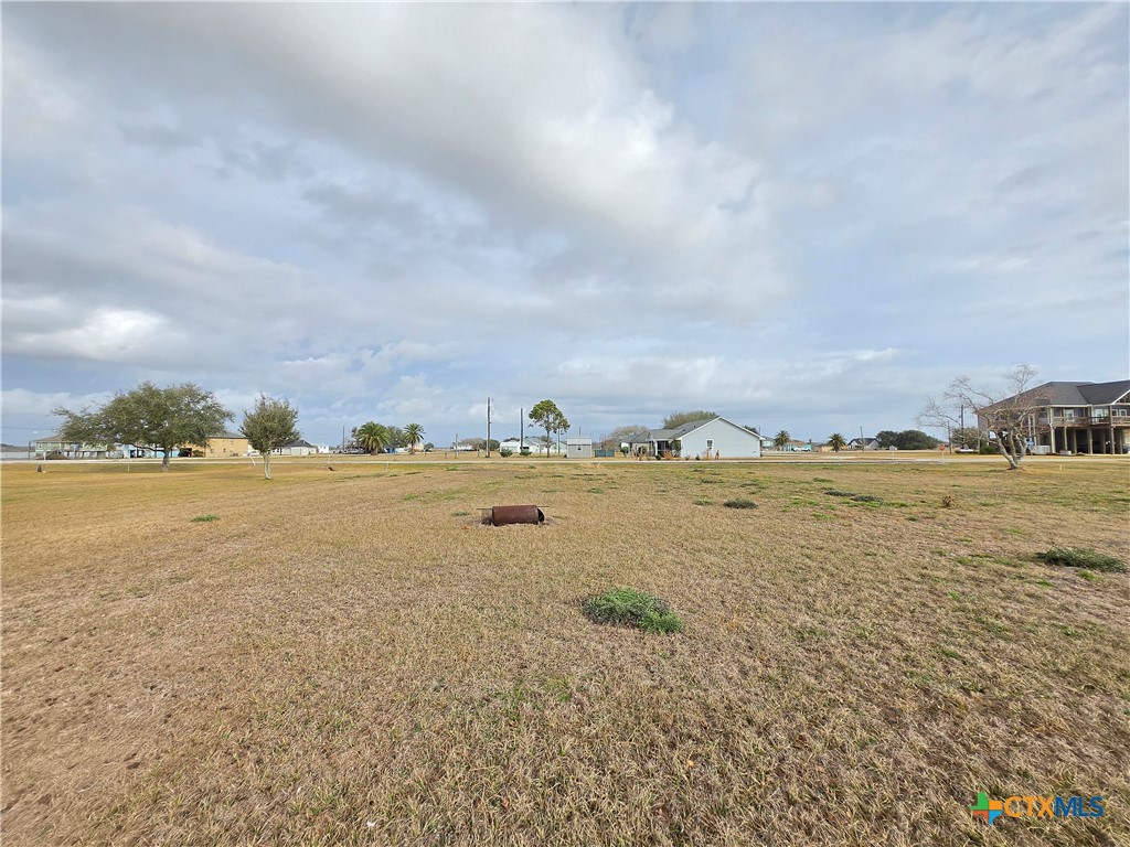 main property photo 9