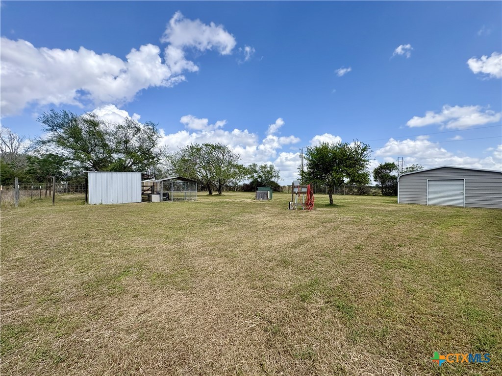 main property photo 6