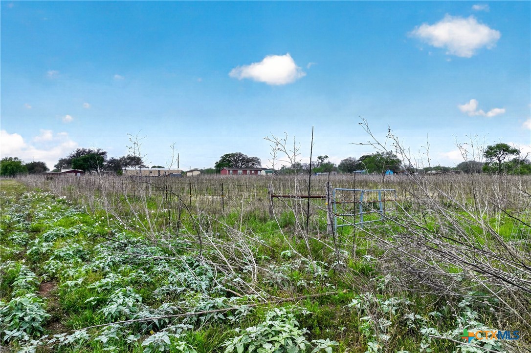 main property photo 9