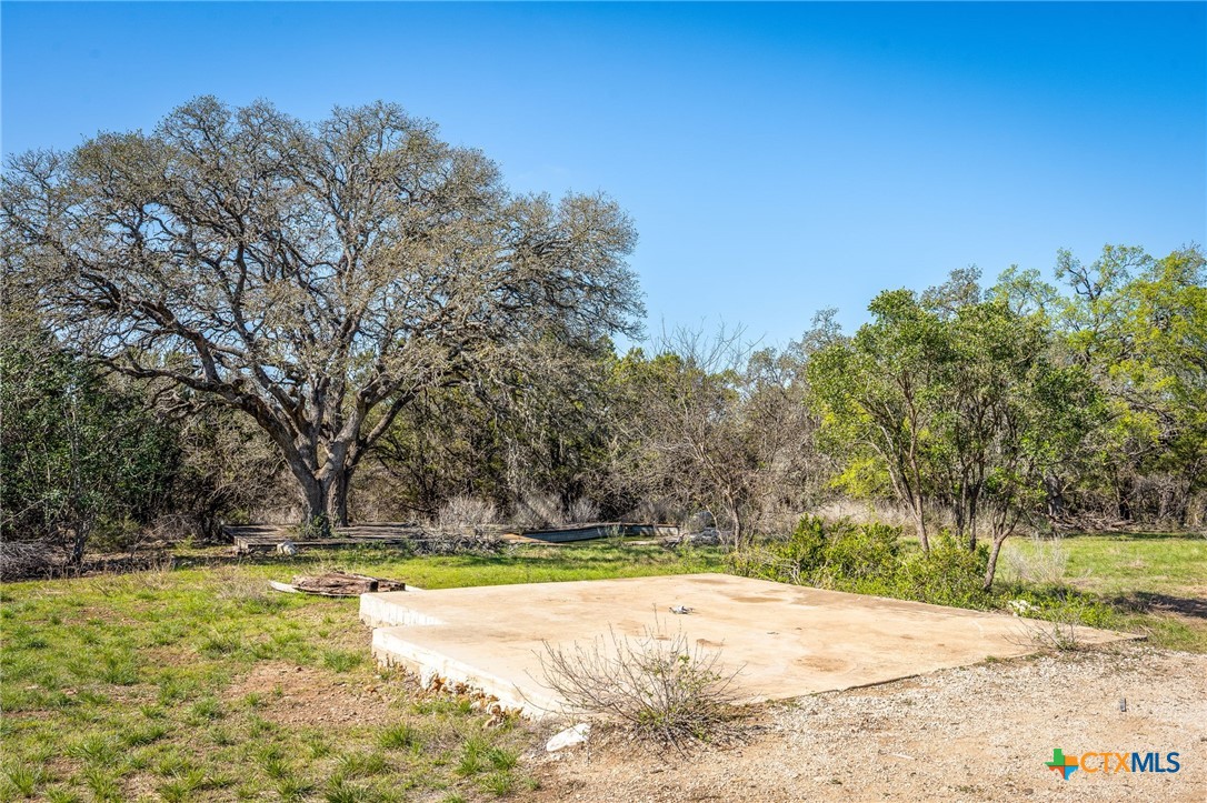main property photo 11
