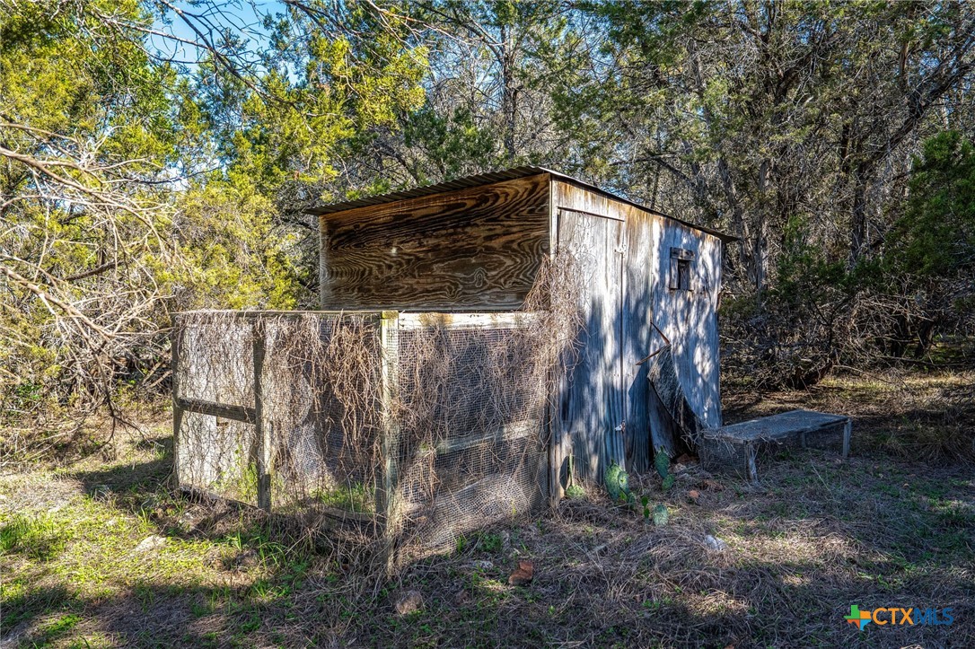 main property photo 19