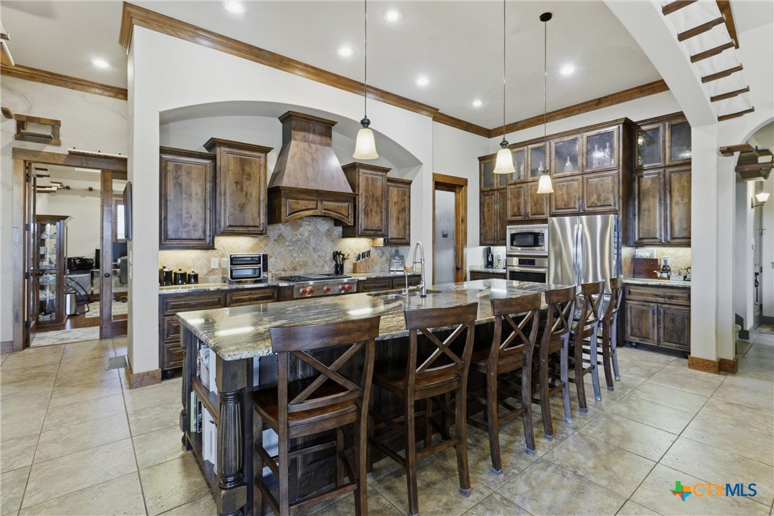 main property photo 12