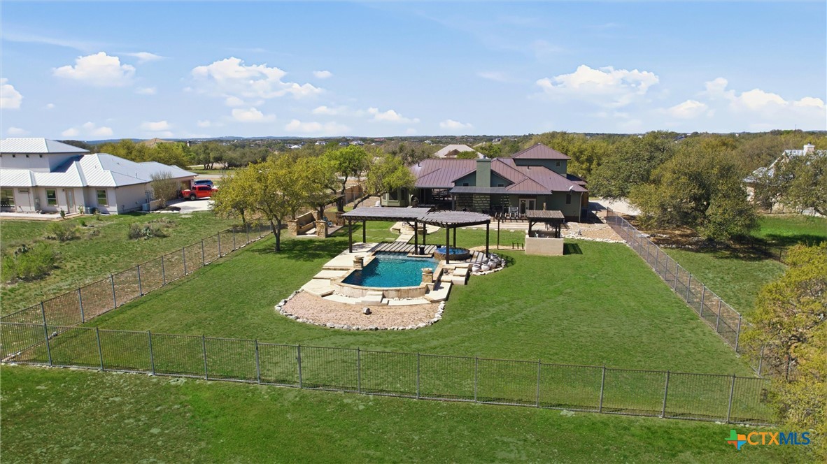 main property photo 34