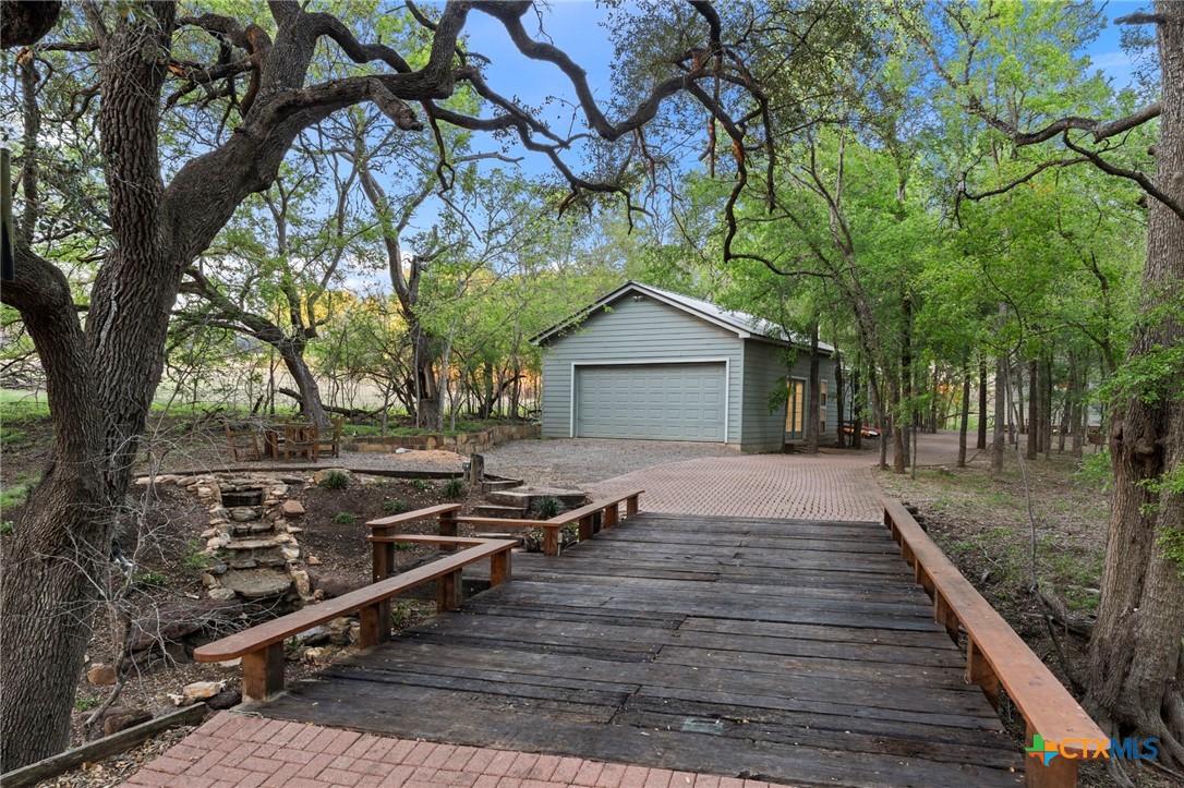main property photo 33