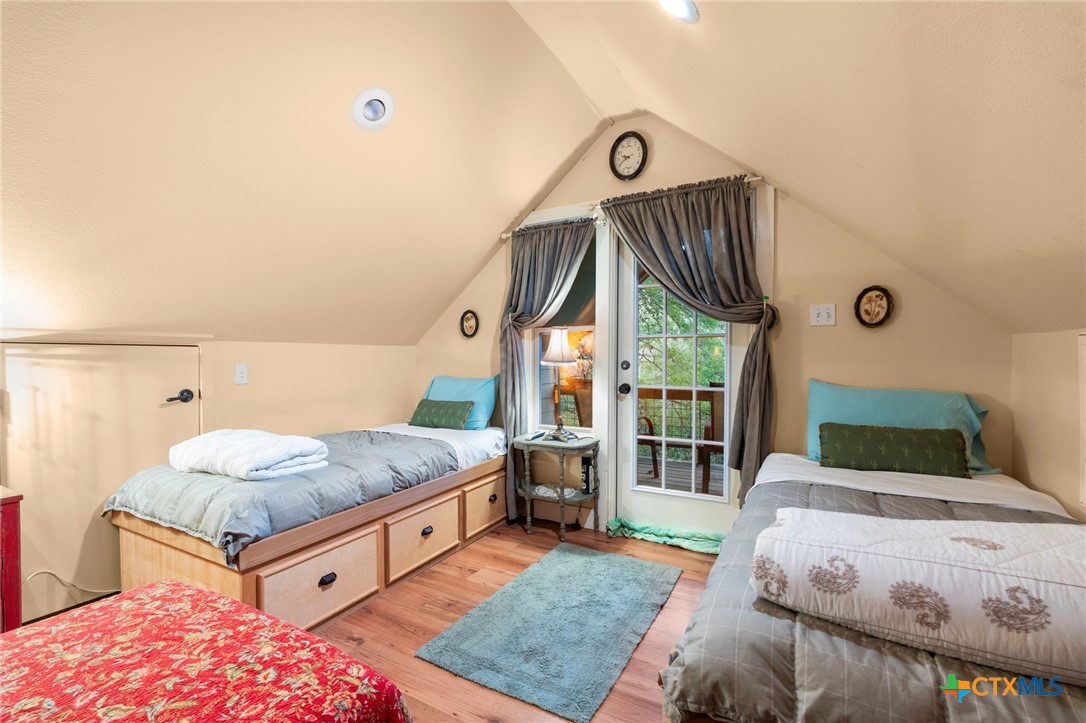 main property photo 38