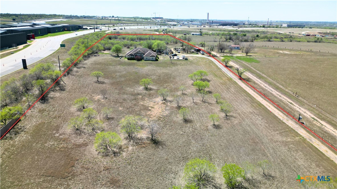 main property photo 18