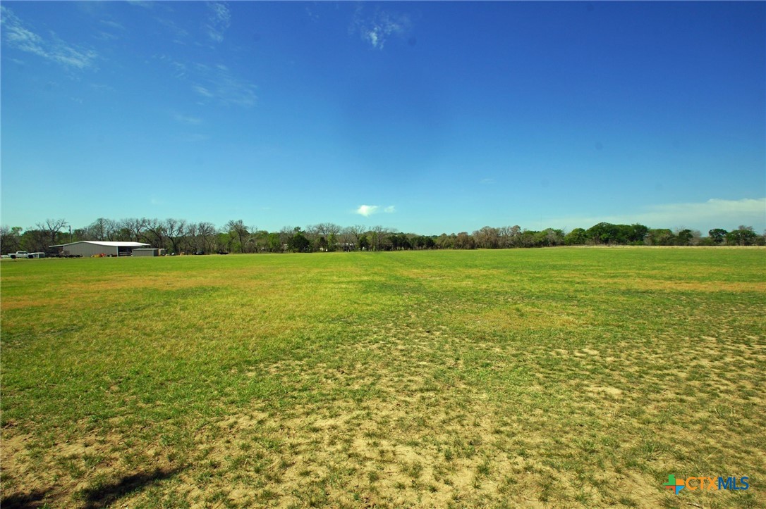 main property photo 11