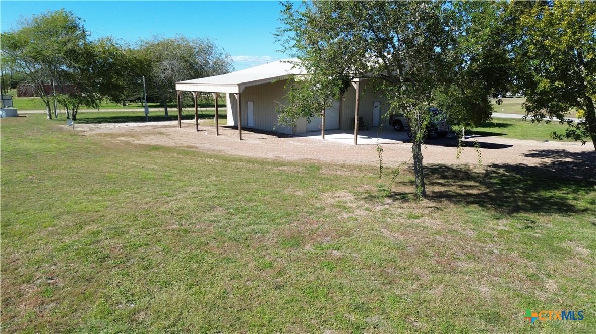 main property photo 18